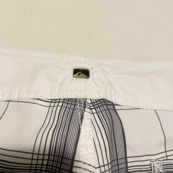 Quiksilver Swim Trunks Mens Size 36 Shorts - Picture 11 of 15